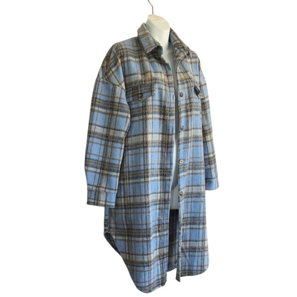 SIMPLEE Shirt Shacket Fuzzy Oversized Blue Brown Plaid Long, Flap Pockets. S EUC
